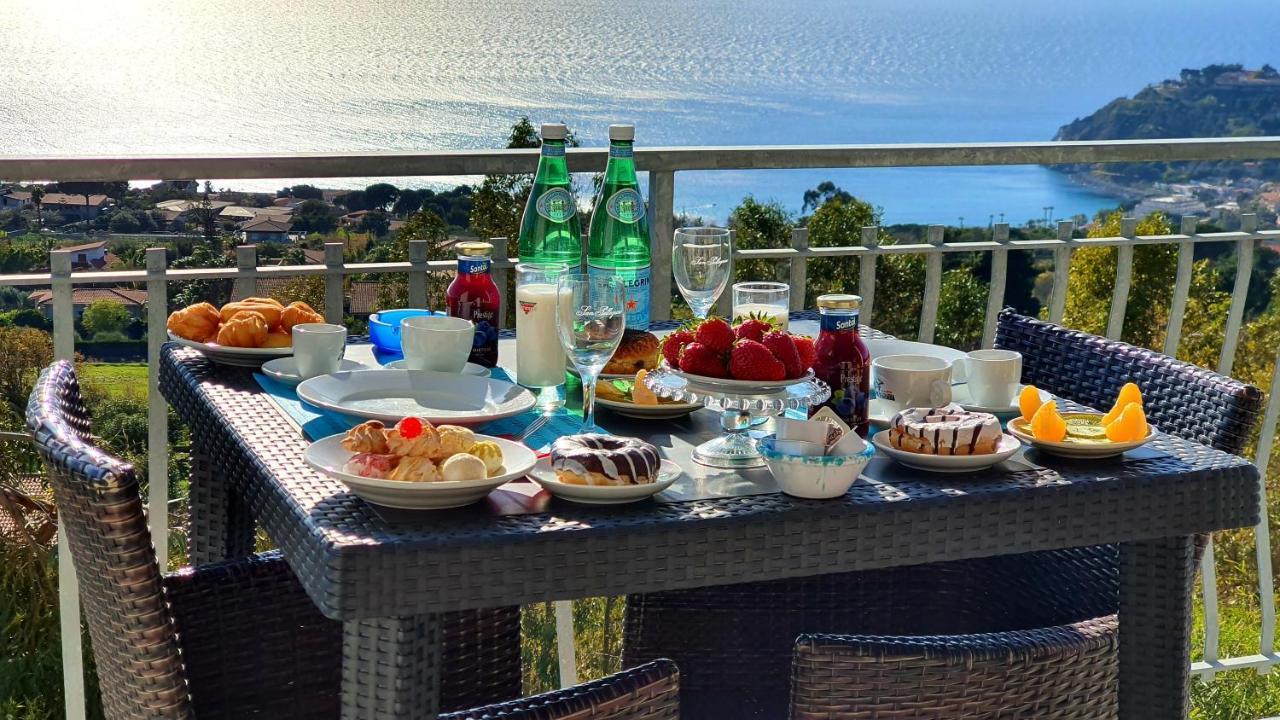Naturamare Apartments - Piscina Idromassaggio Con Vista Mare Aperta Fino Alle Ore 22-00 Capo Vaticano Exterior photo